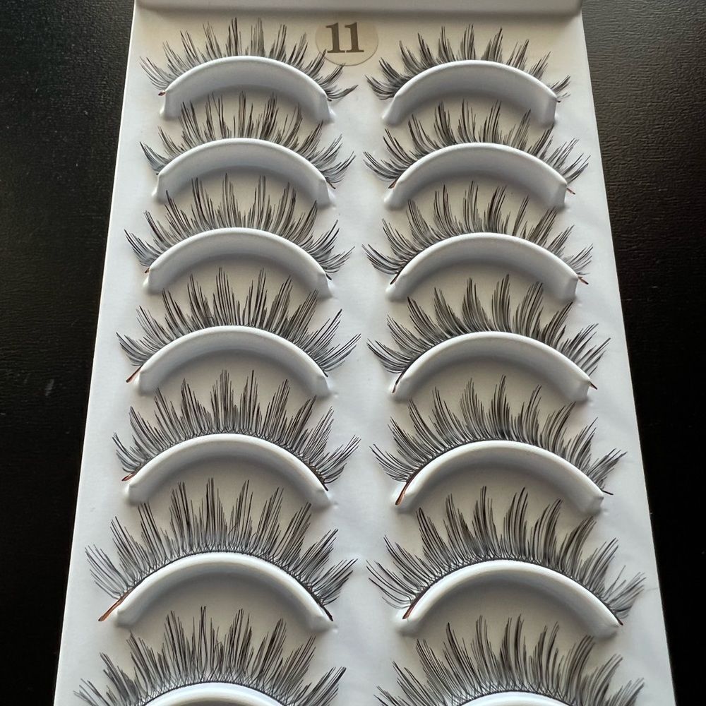Ultimate lashes # 11 - Picture 4 of 8